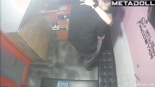 Spy camera in the karaoke / watch and enjoy right now