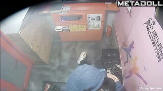 Spy camera in the karaoke / watch and enjoy right now
