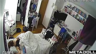 Chubby beauty plays with her shaved pussy while looking at her phone