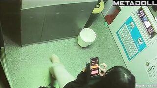 A Korean couple's intense orgasm right in the middle of karaoke