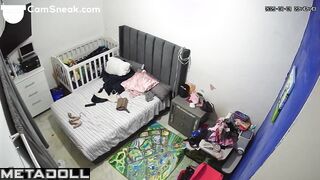 After playing with her pussy, the seductive mommy relaxes completely naked