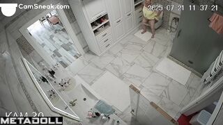 Hidden camera video in the toilet of a fat blonde milf