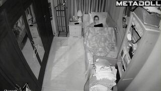 She covered herself with a blanket and started to masturbate