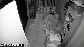 She covered herself with a blanket and started to masturbate
