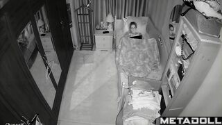She covered herself with a blanket and started to masturbate
