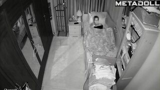 She covered herself with a blanket and started to masturbate