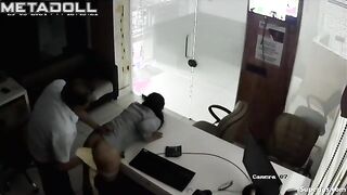 Look, boss fucking his secretary live / hidden camera