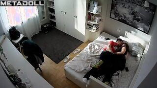 She did not agree to defloration this day / bedroom tape