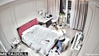 She's talking to someone naked, bedroom hidden cam