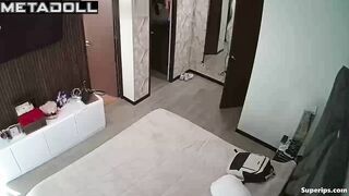 Hot naked lady enjoyed a new sex toy alone (secret life)