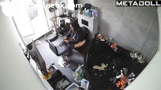 She broke up with her boyfriend while sitting on the toilet