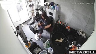 She broke up with her boyfriend while sitting on the toilet