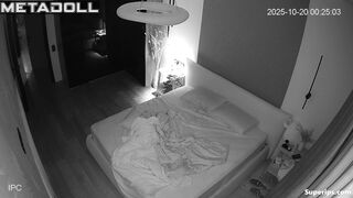 A cunning, skinny cutie pesters her boyfriend to have sex
