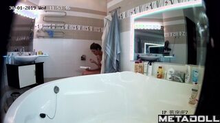 Different girls peeing and taking bathroom by turns