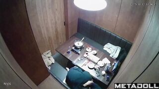 Asian cuties kissed sweetly in an expensive restaurant