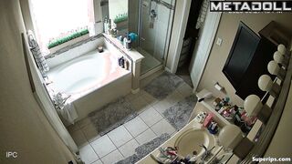 This couple's morning started like this (bathroom porn)