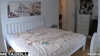 They can only get orgasm together (threesome video)