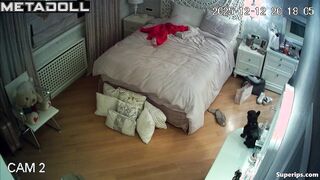 Babe likes her evening routine - bedroom hidden camera