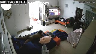 Chubby tanned lady masturbating and watching tv, look