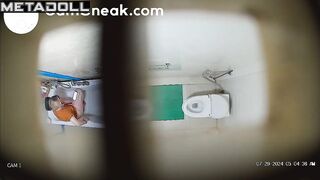 Chubby blonde masturbating in an empty bathtub, look