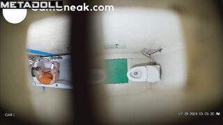 Chubby blonde masturbating in an empty bathtub, look