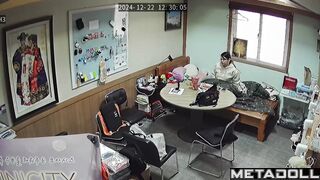 Asian couple were cold and decided to warm up with sex