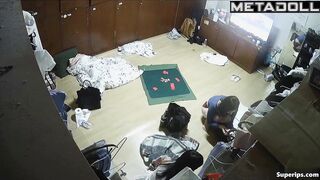 Imagine these asian ladies live all live together in one room