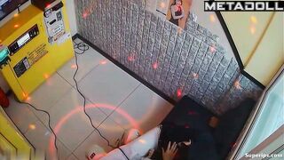 Karaoke is a good place for flirting - public tape