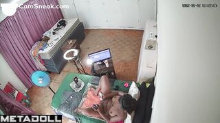 Play with a dildo on camera (webcam slut had fun)