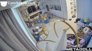 Perfect blowjob from his wife / living room hidden cam