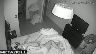 Skinny babe loves to fuck him and cum - bedroom video
