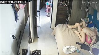 He threw her on the bed and fucked hard, hidden cam