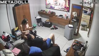 Babe quickly jumped on his dick to make him cum hot