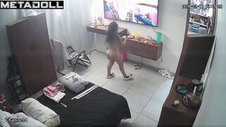 She can't seem to collect her thoughts because of the TV