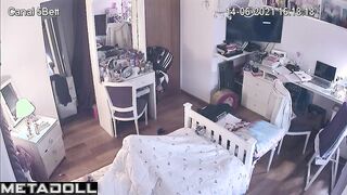 Clicking phone in bed is her new passion, look now