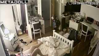 Chubby lady is about to cum / bedroom hidden camera