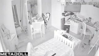 Mother almost caught her masturbating, oops / spy cam