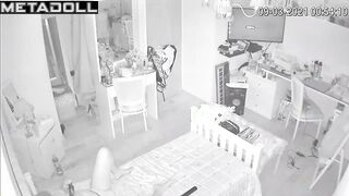 Mother almost caught her masturbating, oops / spy cam