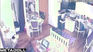 She turned on her laptop to play and then decided to masturbate