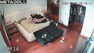Tattooed guy cumed so hot with his busty wife, look