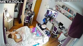 Her life is no longer private (after installing a camera)