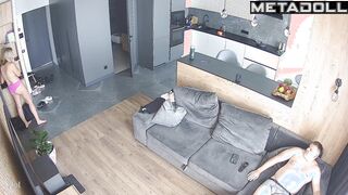 Topless blonde solves serious issues over the phone