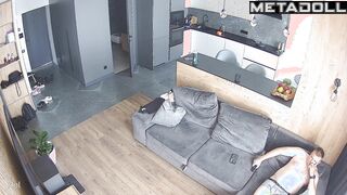 Topless blonde solves serious issues over the phone