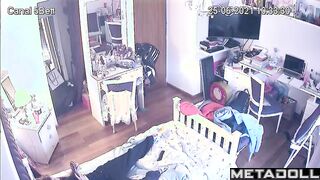 Babe locked herself in her room to have some solo fun