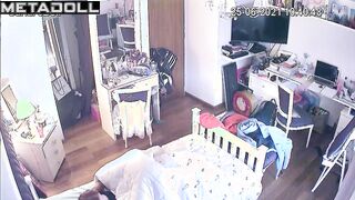 Babe locked herself in her room to have some solo fun
