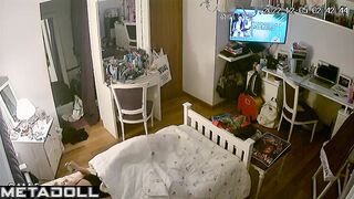 She can't do anything with her hands, solo masturbation
