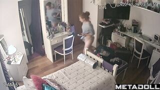 She needed to examine her pussy in detail, solo tape