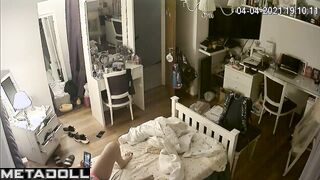Babe enjoys getting orgasm after orgasm, solo tape