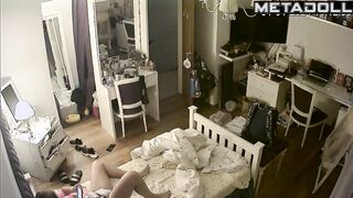 Babe enjoys getting orgasm after orgasm, solo tape