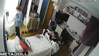 Redhead chubby is watched every minute of her life